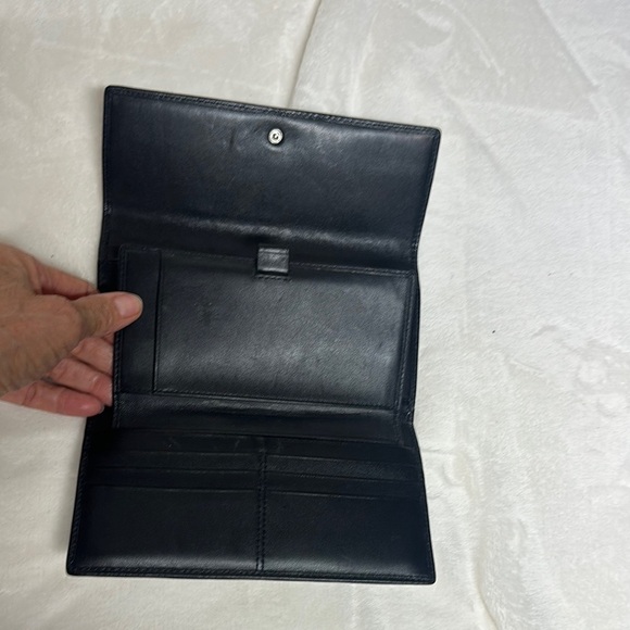 Coach Black and Cream Trifold Signature Wallet - Picture 8 of 11